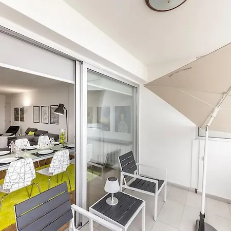 Luxurious Bright & Stylish 2br With Office In * Никосия