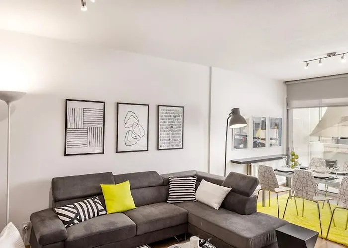 Διαμέρισμα Luxurious Bright & Stylish 2br With Office In Λευκωσία